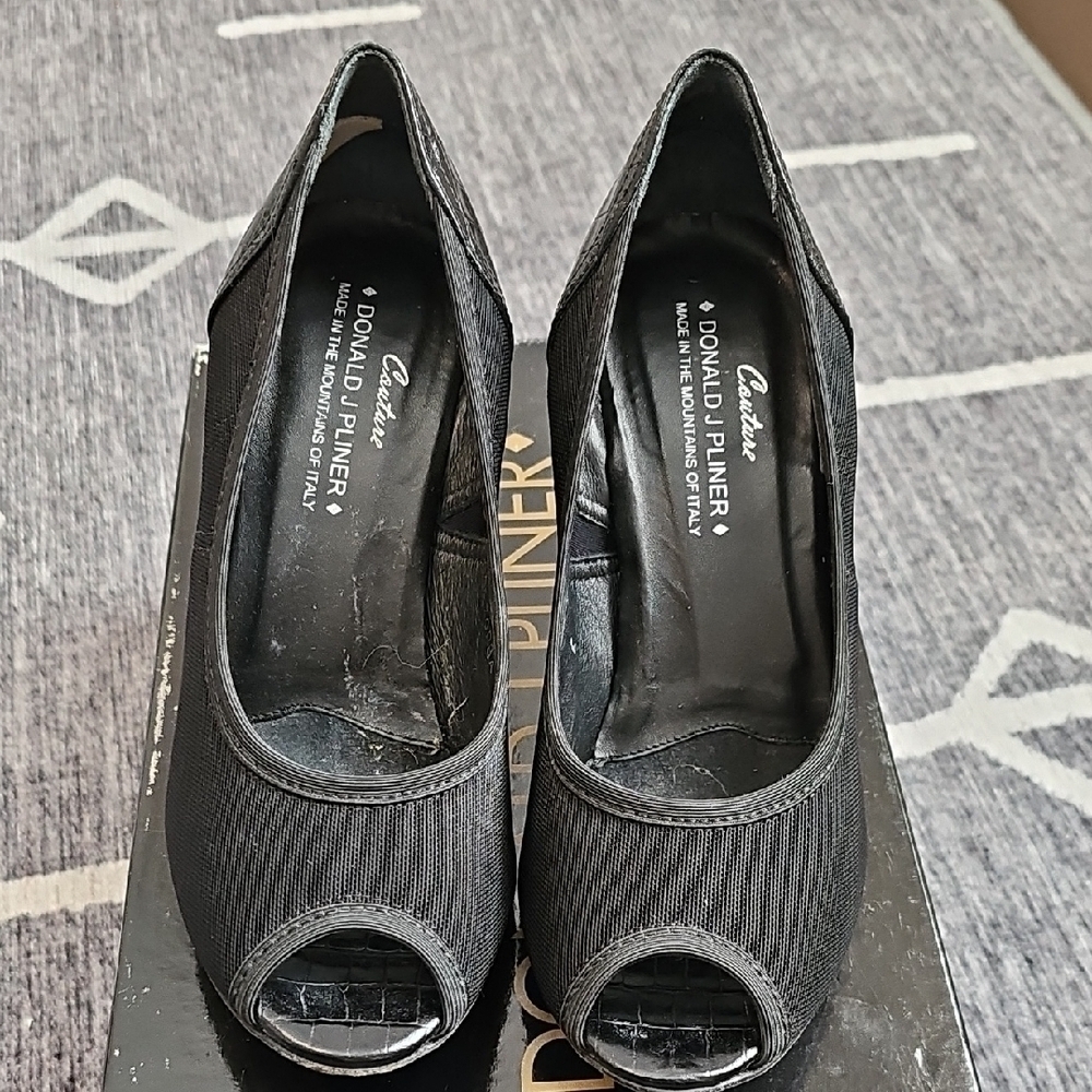 Donald J. Pliner Black Peep Toe Women's Shoes